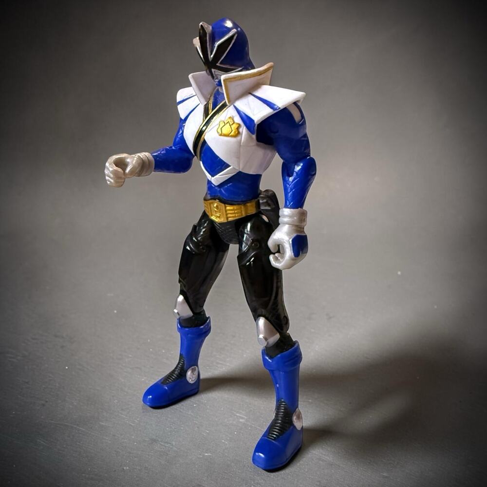 Bandai Power Rangers Super Samurai Blue Ranger Action Figure Collectible